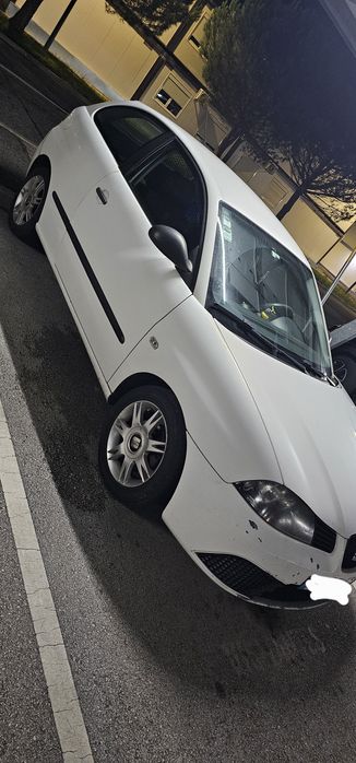 Vendo ou troco por carrinha 5 lugares