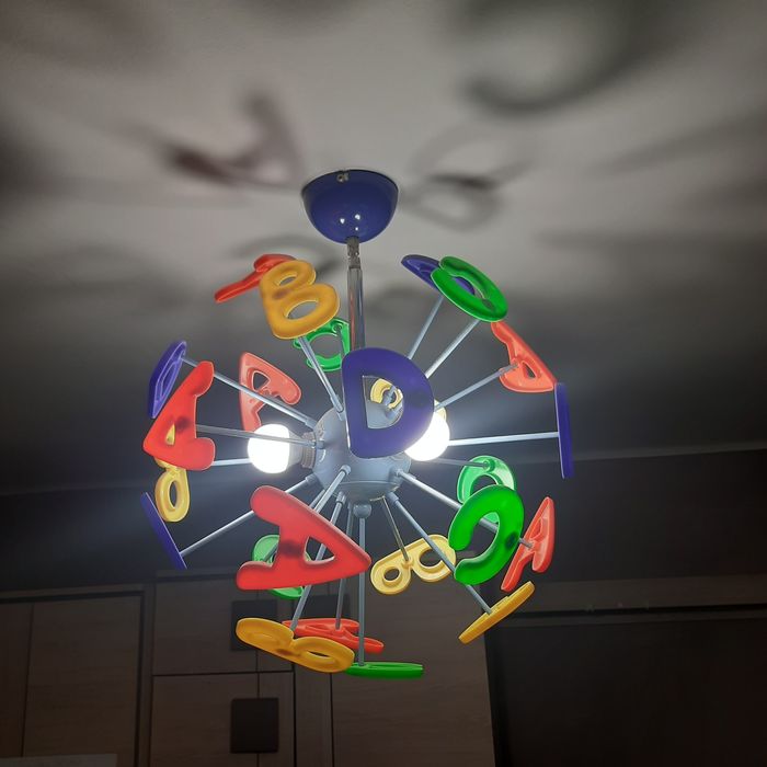 Lampa Literki do pokoju dziecięcego