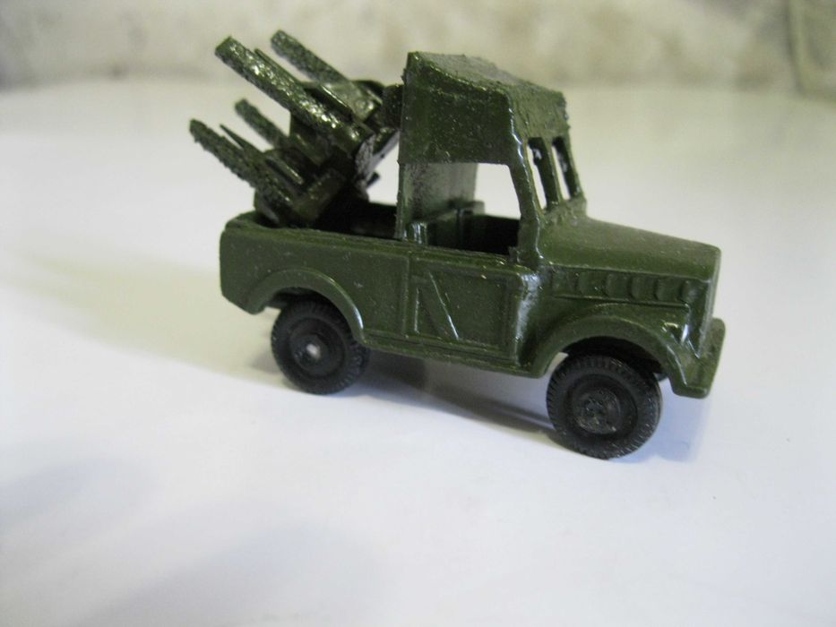 Командирская машина ГАЗ-69 с ПТУР из серии военная техника CCCР