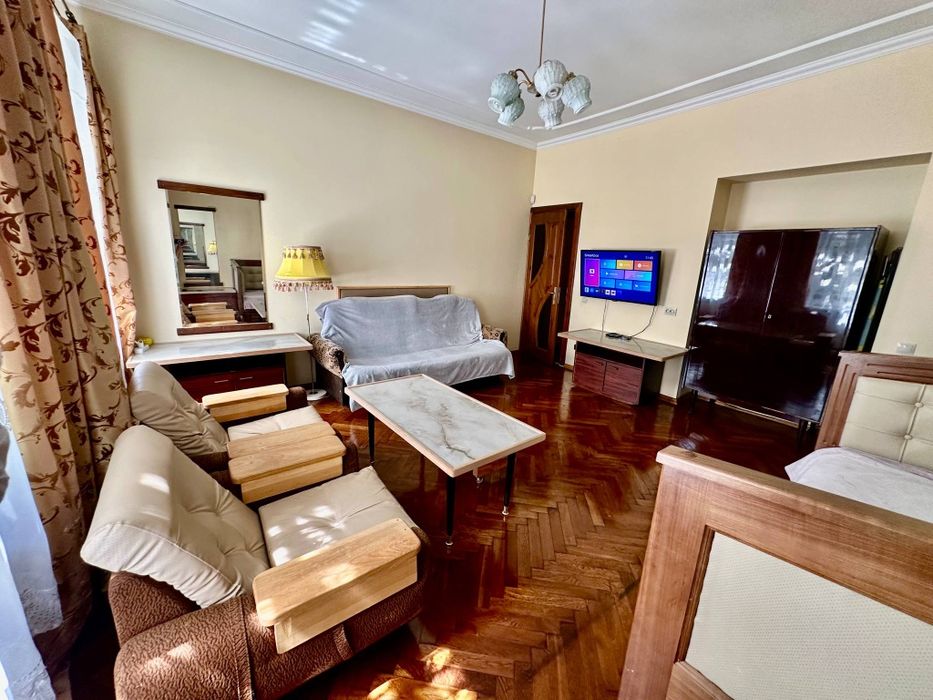 Оренда будинку (спарка) вул.Антоновича, розглядають з тваринами.