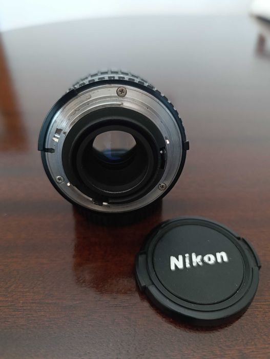 Nikon Lens Series E 100mm 1: 2.8 AIS