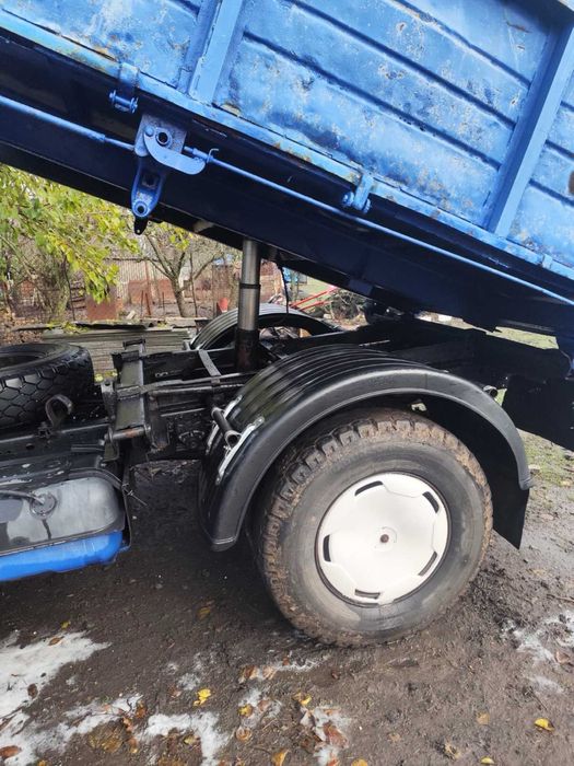 Зіл 4331 самоскид