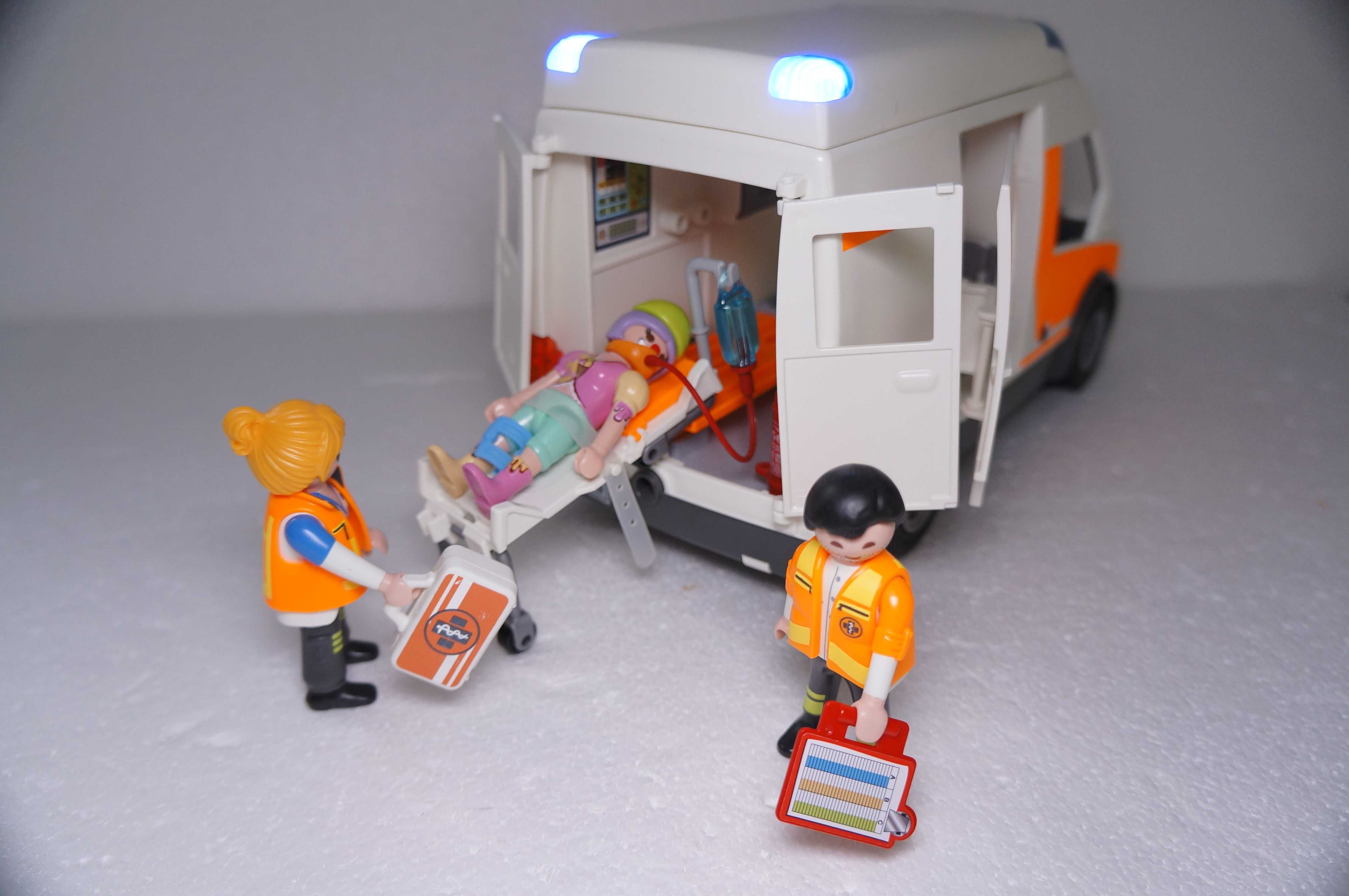 Playmobil 974 Pogotowie Karetka Ambulans NOWY model Światło i Dźwięki