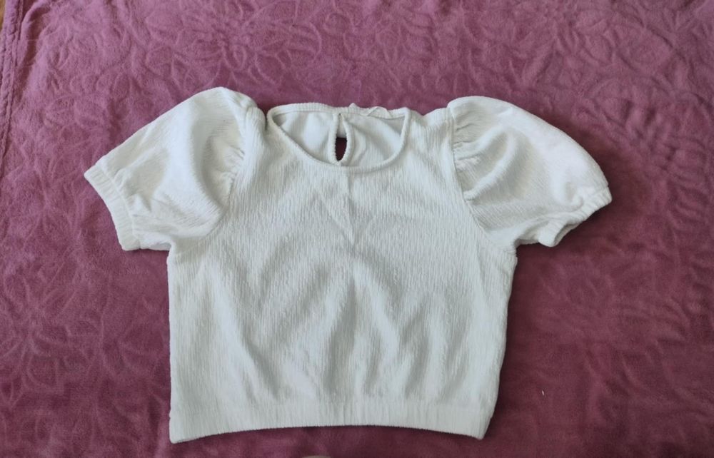 Elegancka bluzka dla dziewczynki r. 134