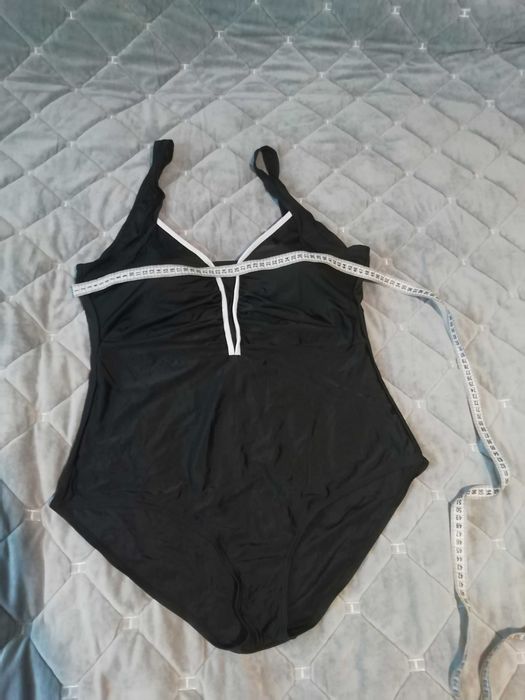 Продам купальник