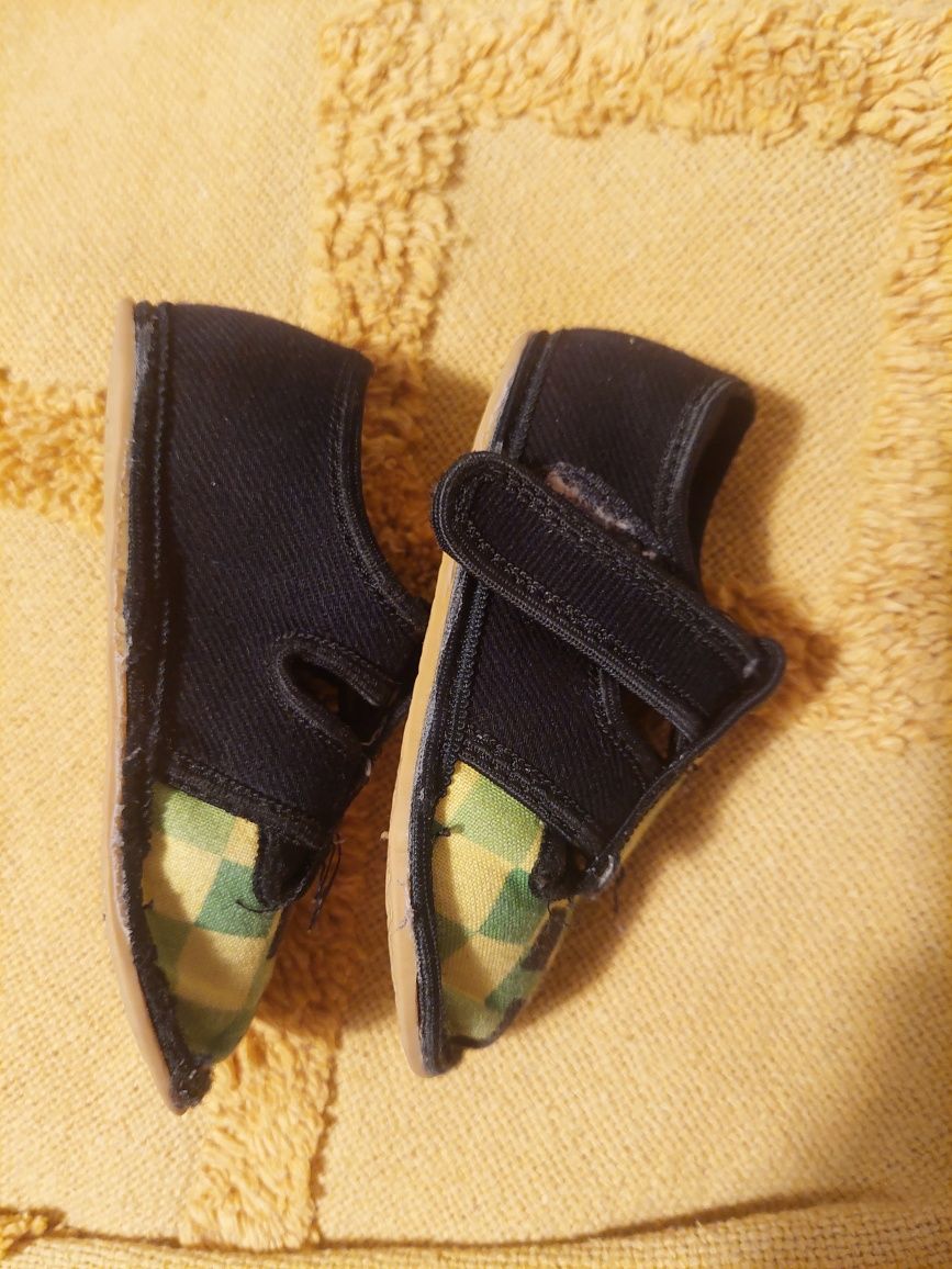 Kapcie raweks 22 barefoot szerokie w paluszkach