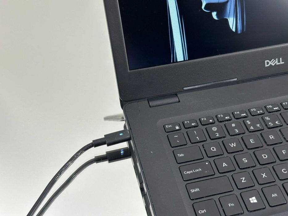 Biznesowa Moc Laptop Dell Latitude PREMIUM 3490 14" i5 8GEN 8GB 256GB