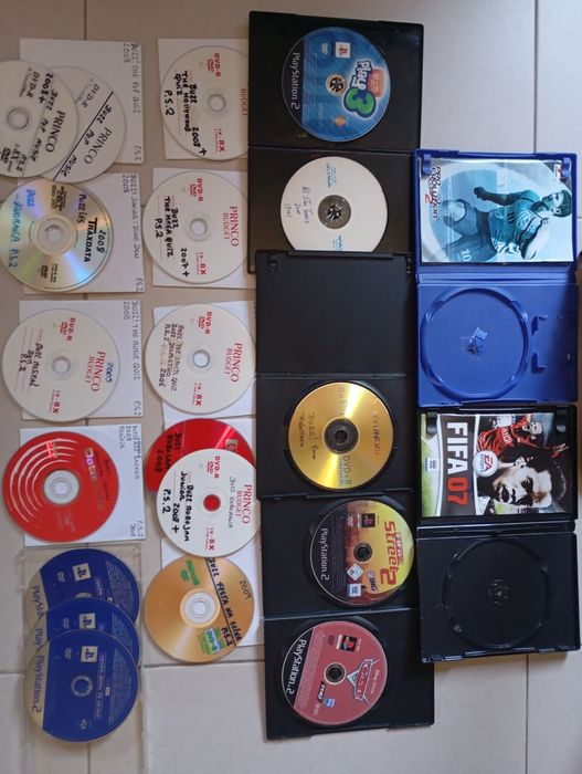 Caixas jogos ps2, demos e backups