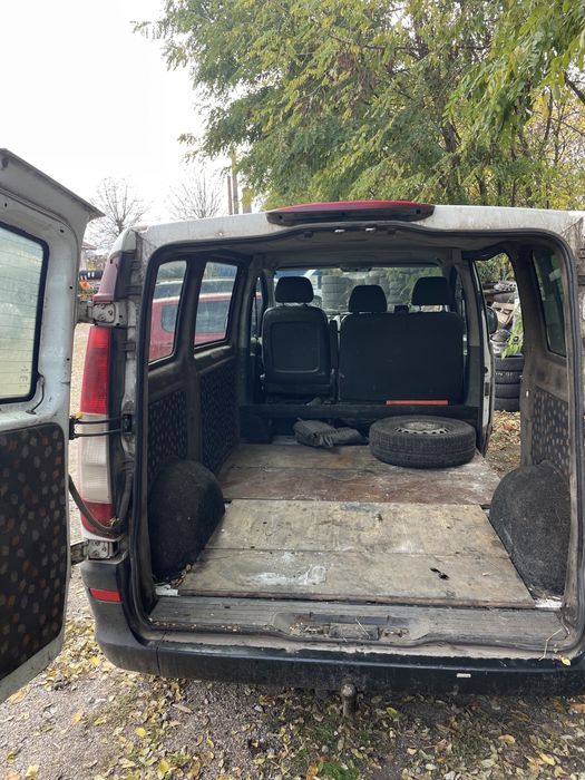 Vito 639 з неробочим двигуном