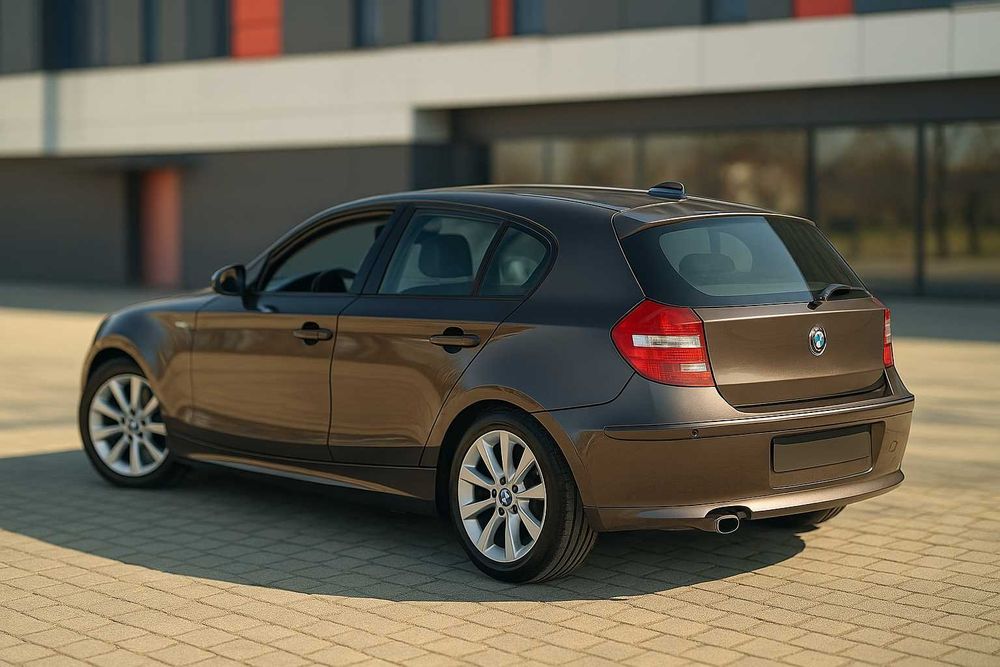 Zadbane BMW E87 118i – komfort, niezawodność i radość z jazdy!