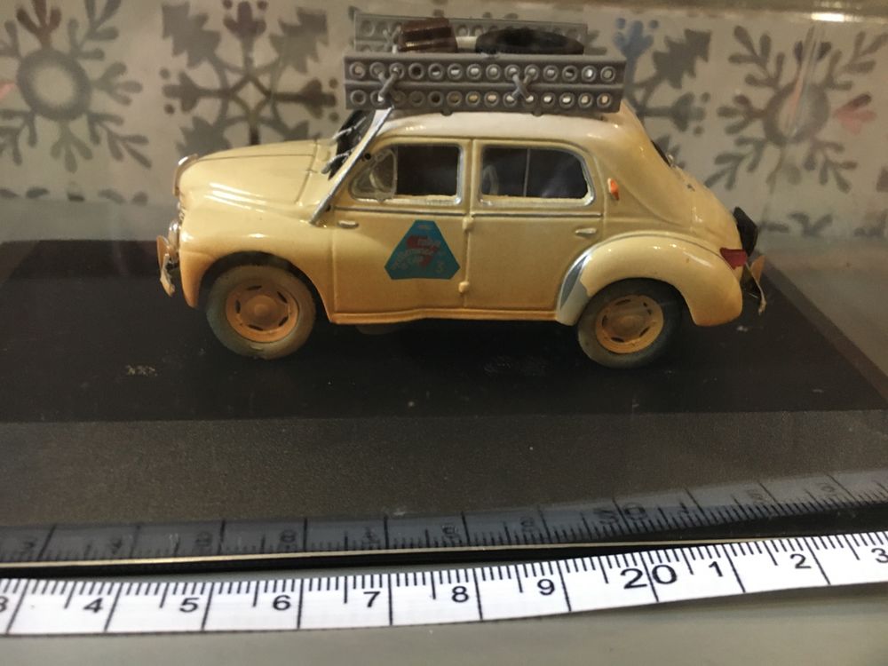 Miniatura Renault 4cv