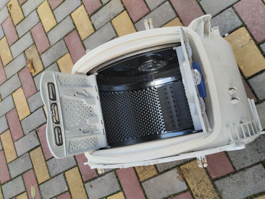 Бак с барабаном на стир машину Занусси Электролюкс Вирпул Индезит