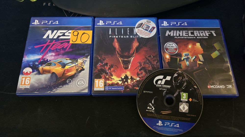 Zestaw gier ps4 playstation