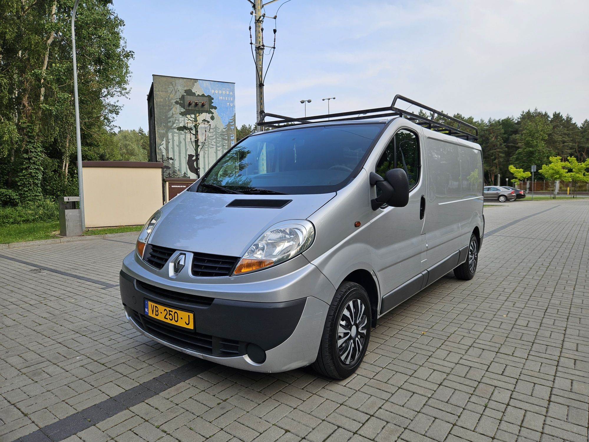 Renault_Trafic_LONG_115KM_niski_przebieg_dobry_stan