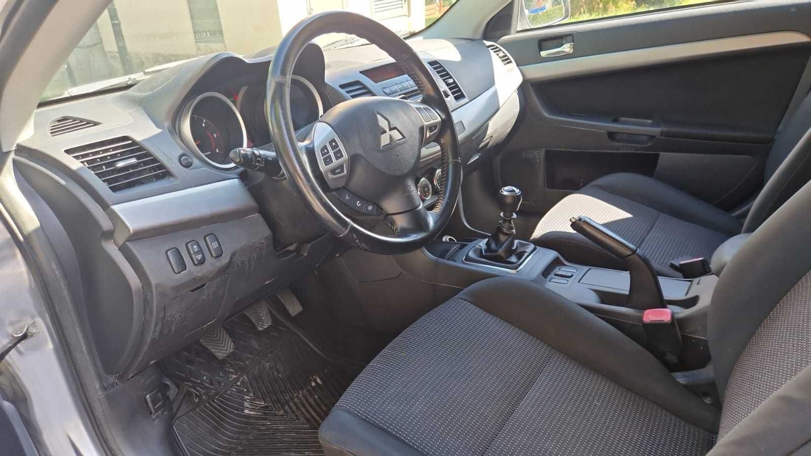 Mitsubishi Lancer rok 2010,diesel 1.8