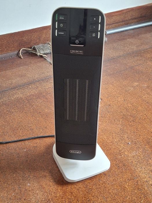 Termo ventilador cerâmico DĔLONGHI HFX65 20