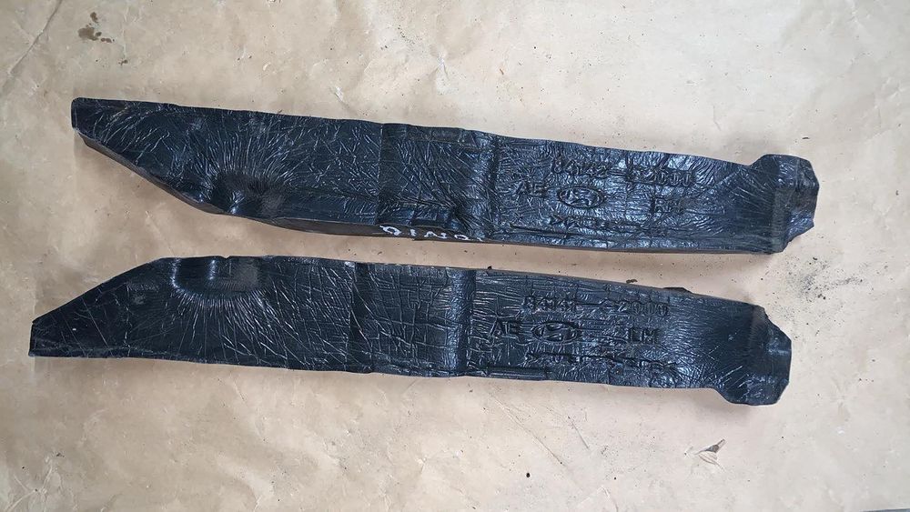 ущільнювач крила передній правий та лівий Hyundai Ionik гібрид б\у