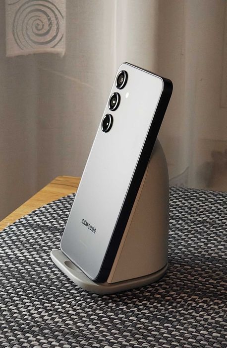 Galaxy S24 8Gb/128Gb Black, вживаний