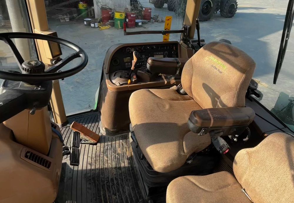 Ciągnik John deere 7930