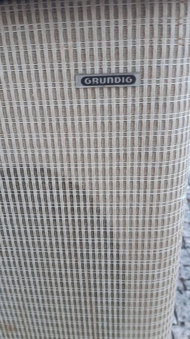 Colunas Grundig anos 50
