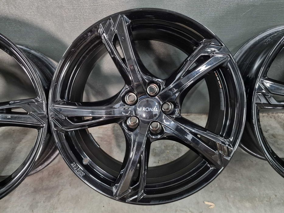 5x112 8Jx19 et35 Alufelgi Felgi Audi A5 A6 Q3 Q5 BMW Volkswagen nr.122