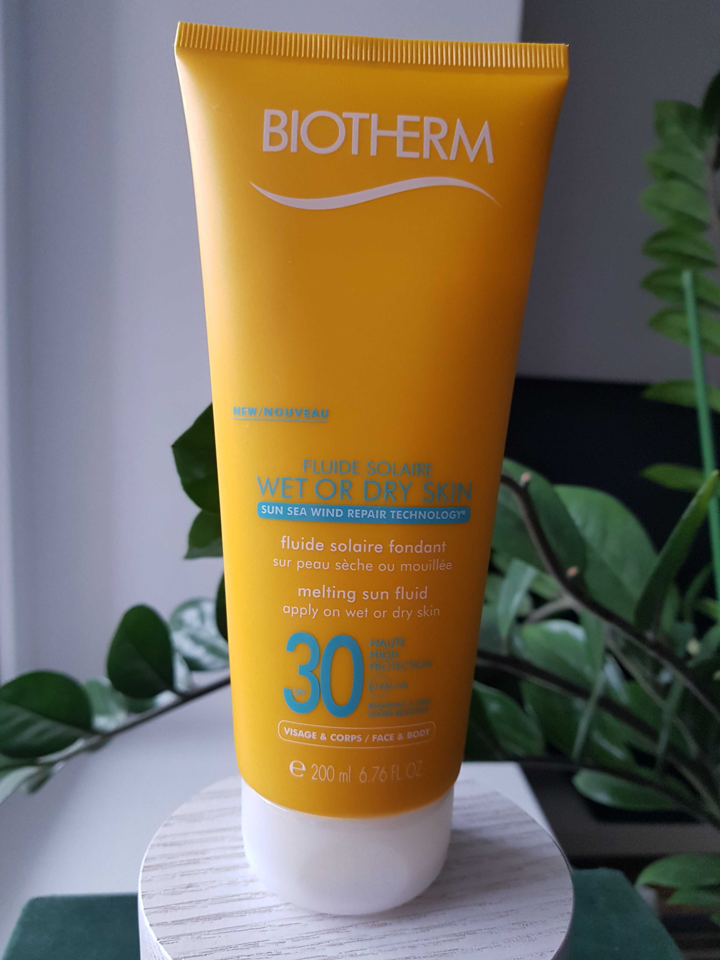 Cолнцезащитный спрей и молочко Biotherm spf30