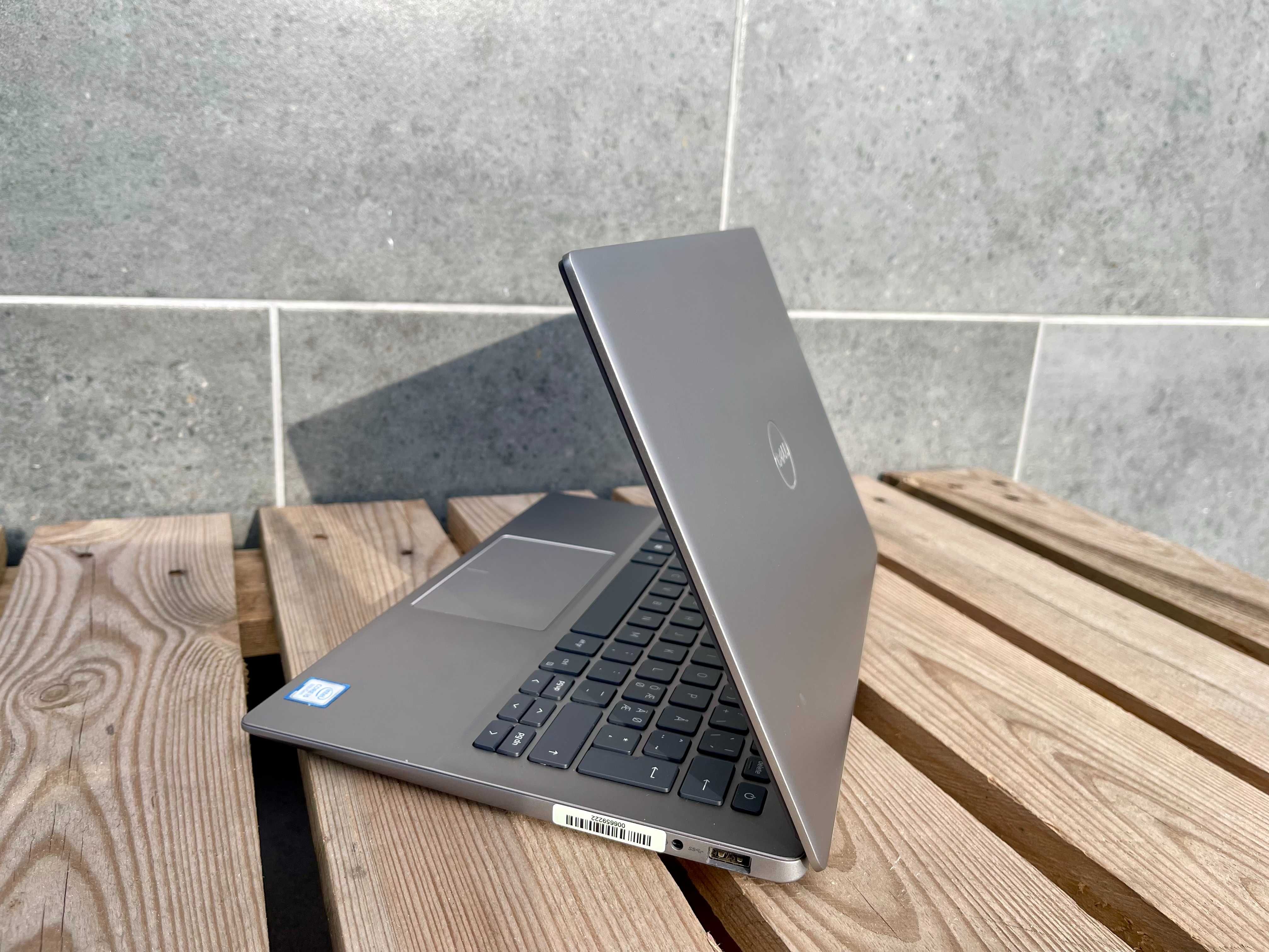 Ноутбук Dell Latitude 3301/i5-8265U/8DDR4/256M2/13"/FHD/IPS/Гарантія