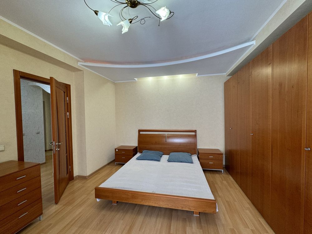 Ж/м Победа, 3 ком.квартира, 92 м.кв, Мандрыковская