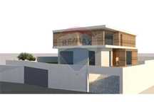 Moradia T4 para venda