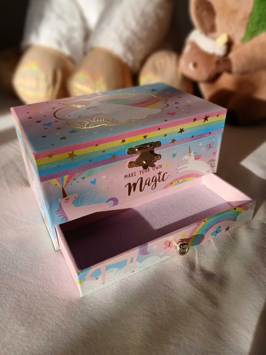 Guarda-Joias Unicórnio e Caixa de Música