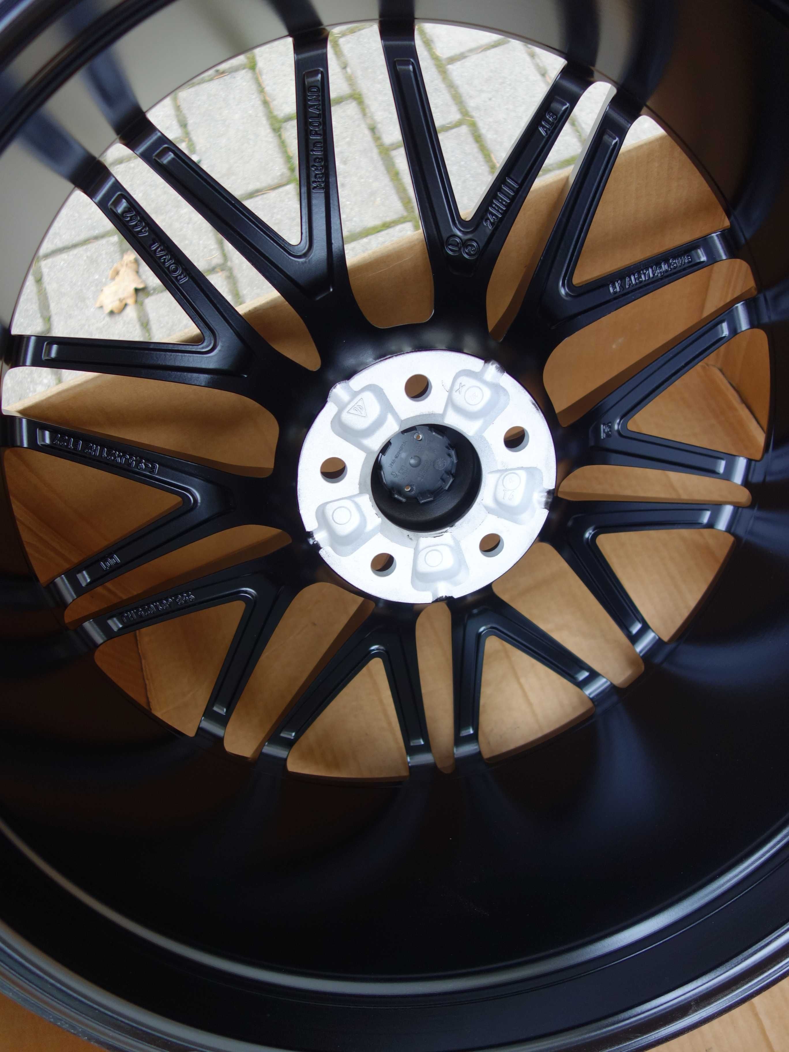 Felgi PORSCHE MACAN TURBO Lift Gts SPYDER RS 21'' Nowe Oryginał