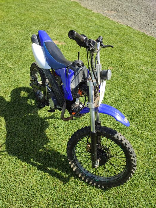 Cross Loncin 125