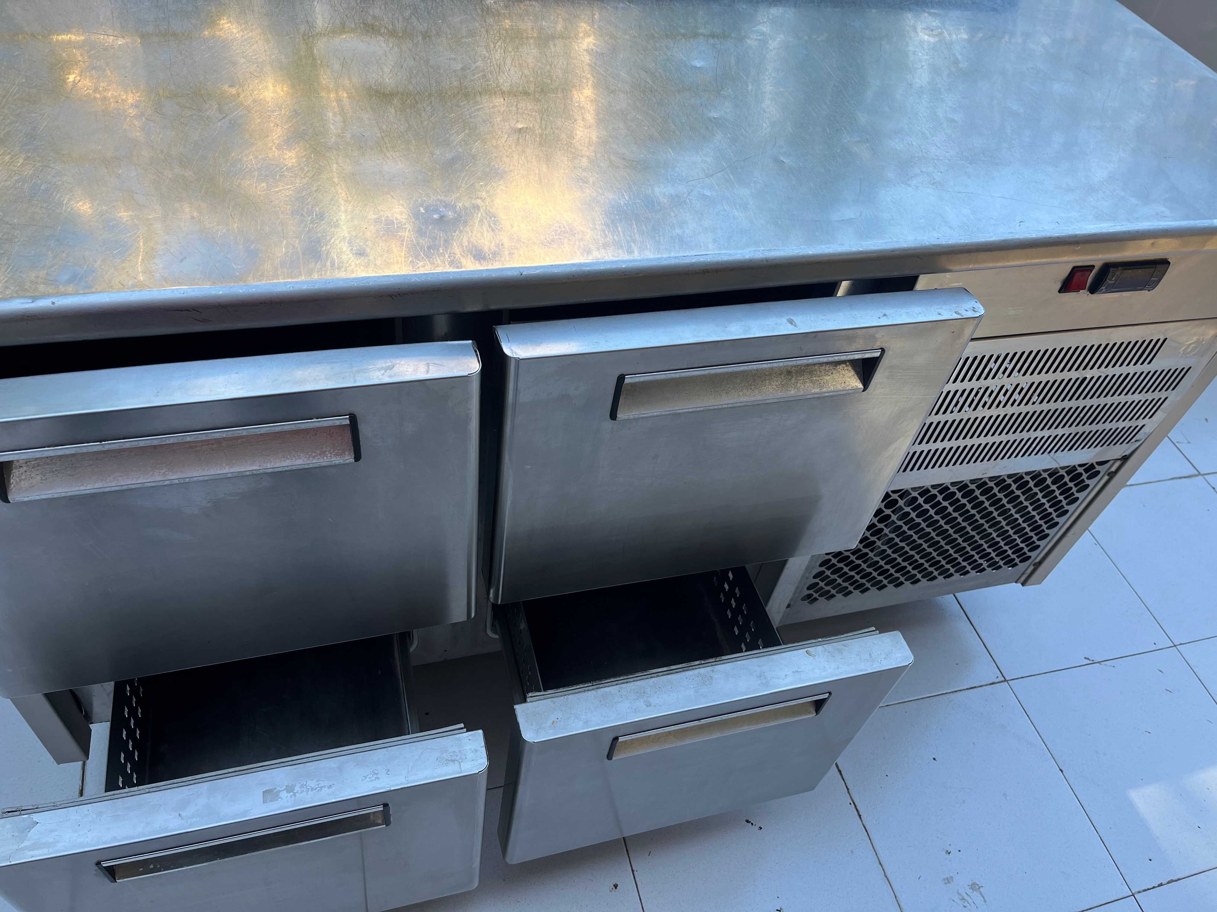 Frigorifico e bancada de refrigeração