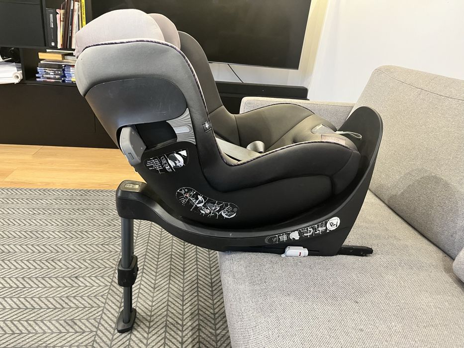 Fotelik samoxhodowy CYBEX Sirona S i-Size, 18 kg
