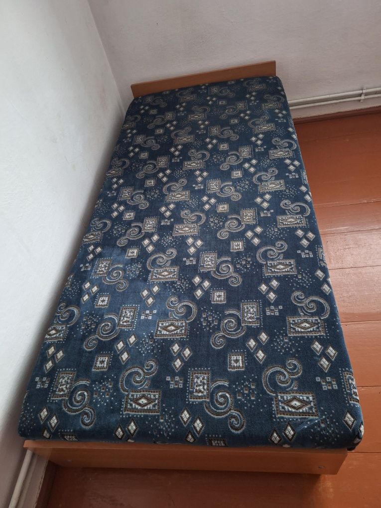 Łóżko z pojemnikiem na pościel szerokość  80 cm