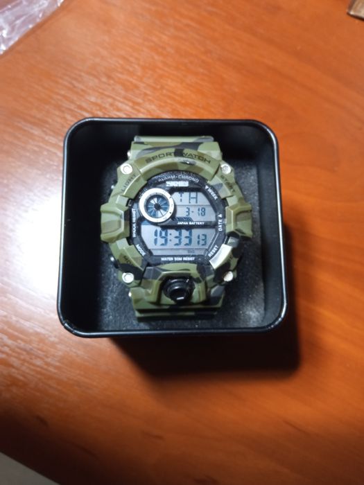 Часы SKMEI новые