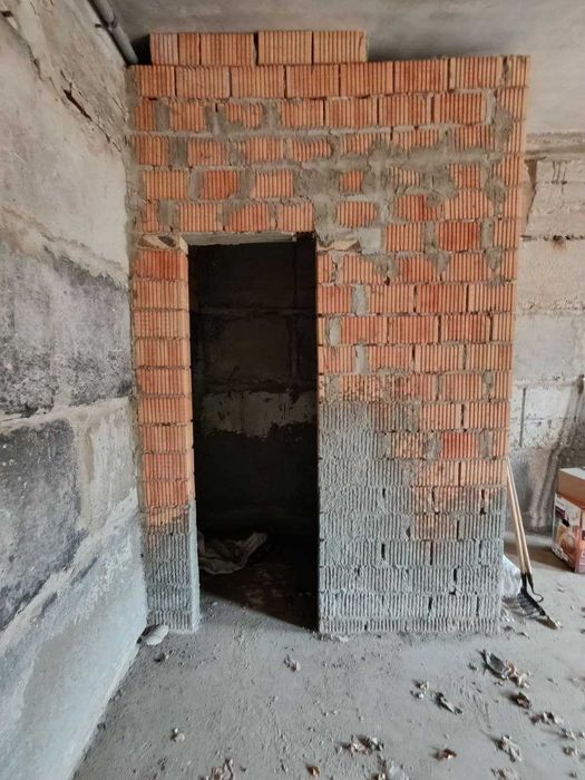 Приміщення. Офіс. Комерційне приміщення