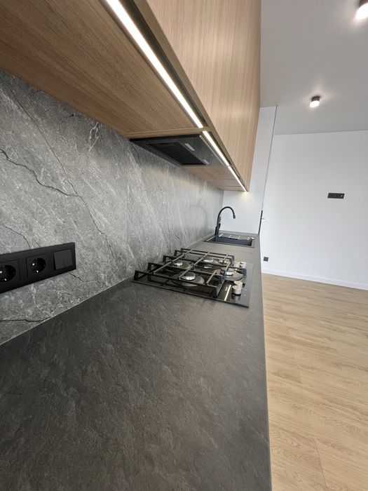 ПРОДАЖ ексклюзивної 2-К квартири в престижному районі міста