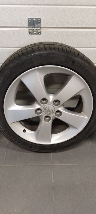 Koła, felgi oryginał Toyota 17, 5x114.3, opony letnie Michelin 225/45