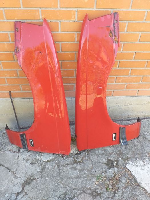Крылья передние на Опель Кадет  86г