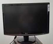 Монітор 22" LG Flatron W2252TQ