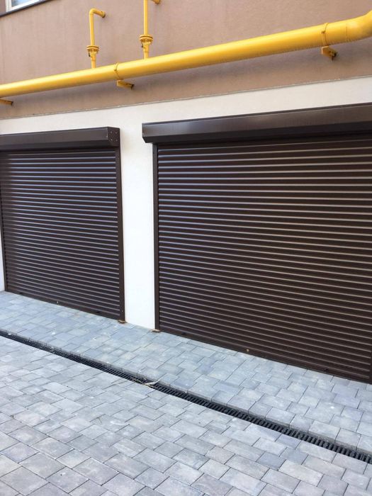 Гаражні ворота ролети/секційні / автоматика