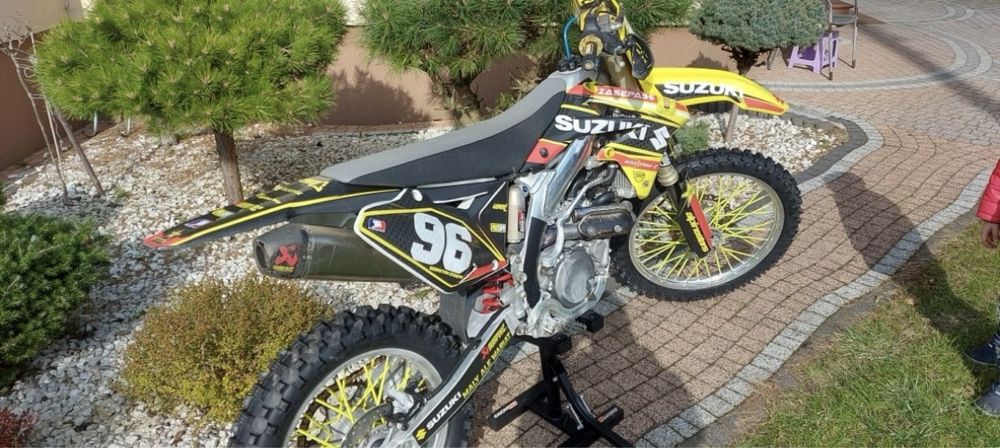 Suzuki RM-Z 450 full akrap!