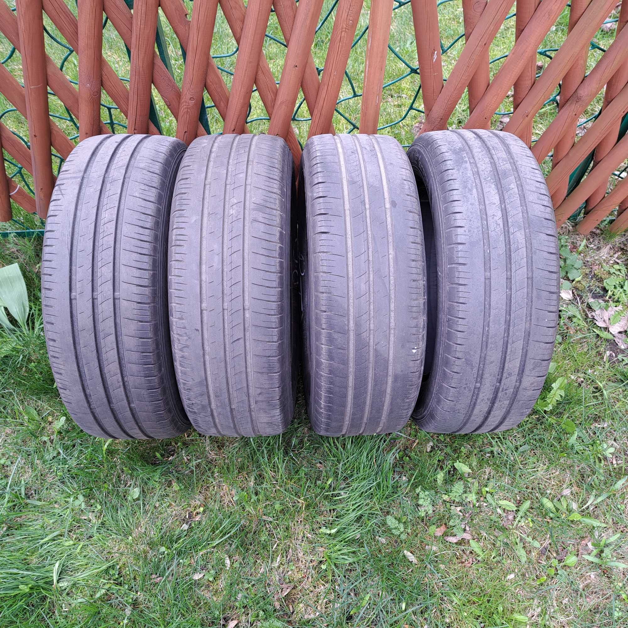 Opony Dunlop Enasave   215/60 R16