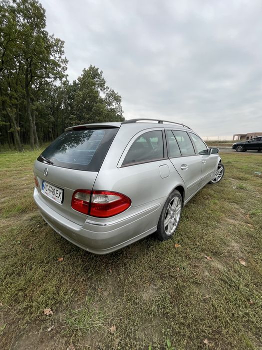 Mercedes Benz E221 універсал