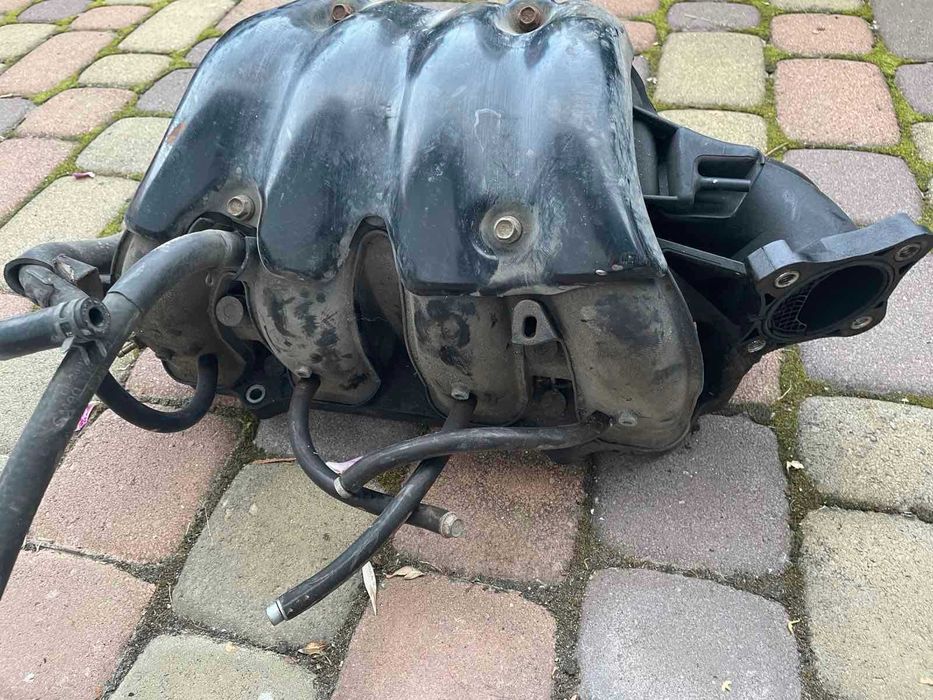 Впускний колектор Toyota Camry 40 2.4 2008р