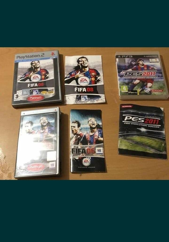 Vendo jogos e manuais PlayStation ps1 PS2 e ps3