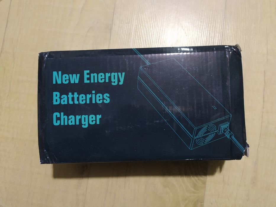 Зарядне 8s LiFePo 29.2в 10А (300w) М8 M8