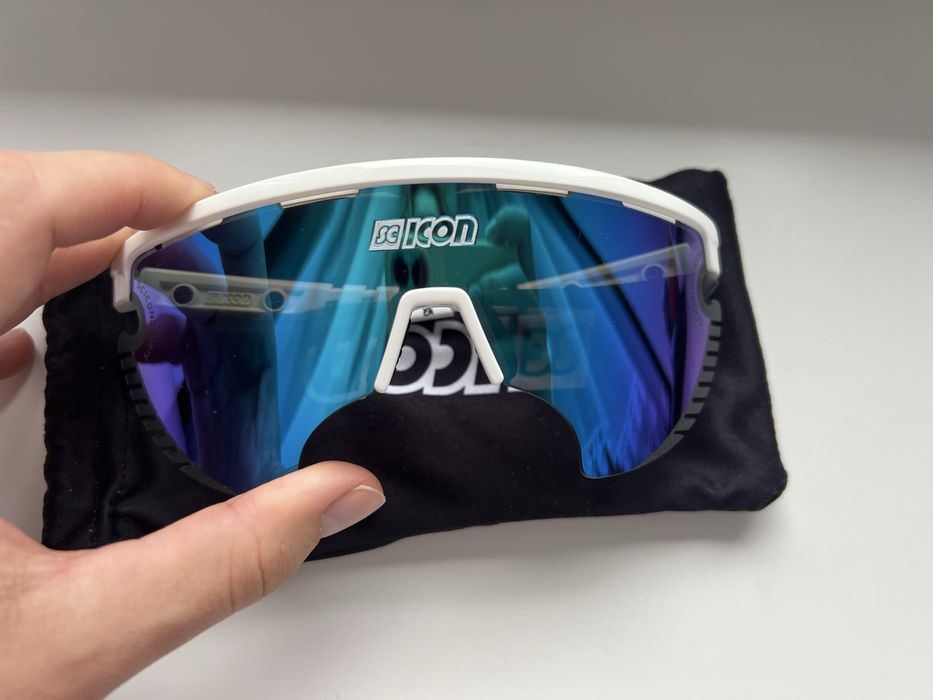Okulary kolarskie rowerowe Scicon Aerowing lustrzane szkla niebieskie