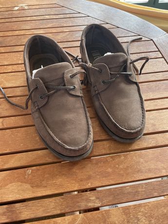 Sapatos Vela Foreva (tamanho 41)
